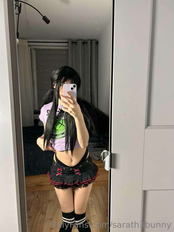 Would you like to see what's between these little legs? 🤭