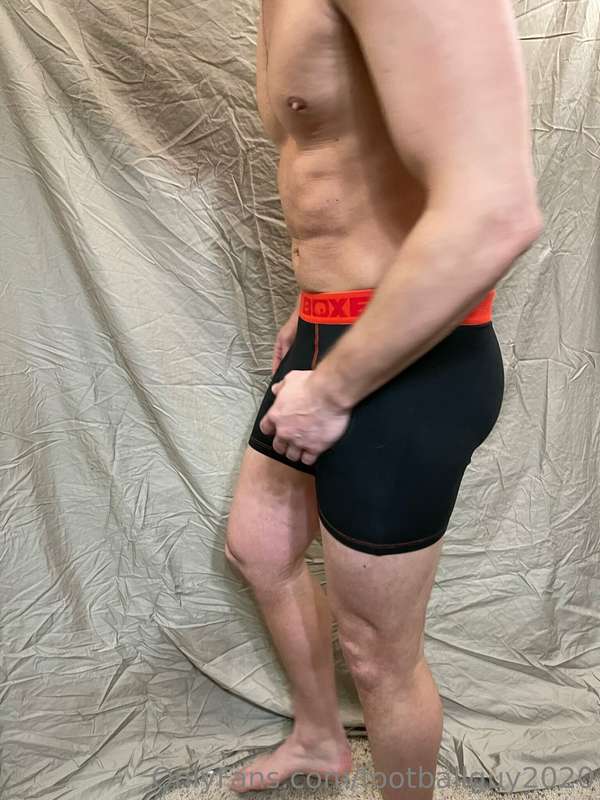 don't you just wanna suck on his amazing nipples! 13