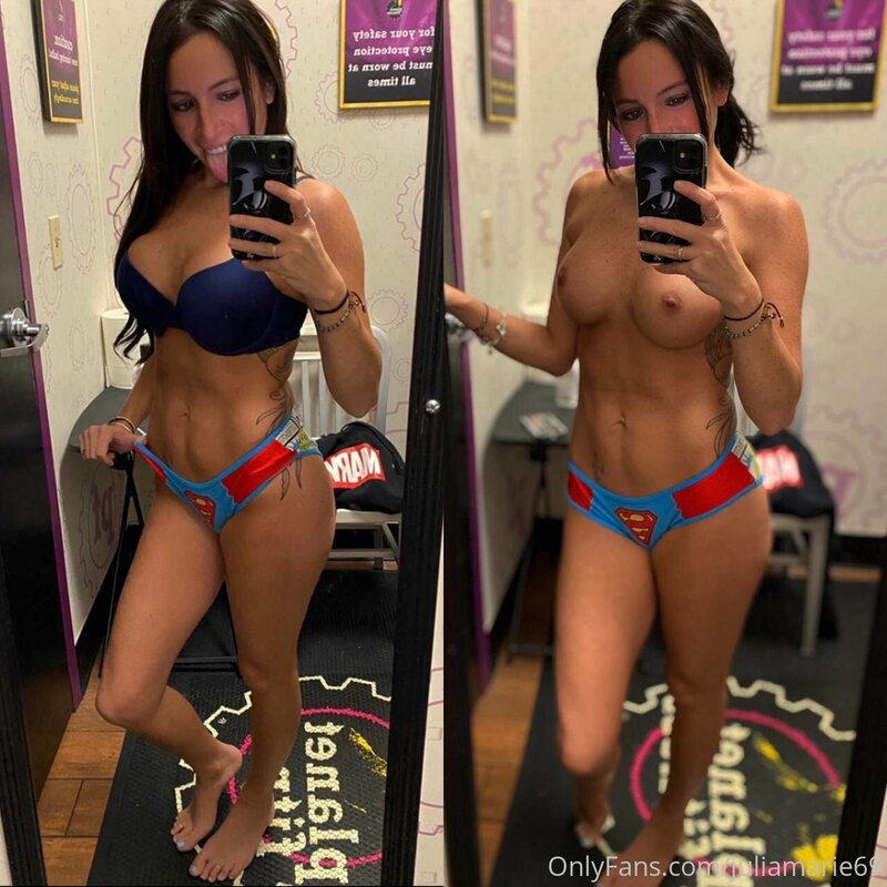 Should I play with @theonlylaya ??Her XXX page is FREE right.. 2