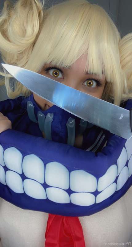Happy hump day! Did you get a chance to see my new cosplay?!
