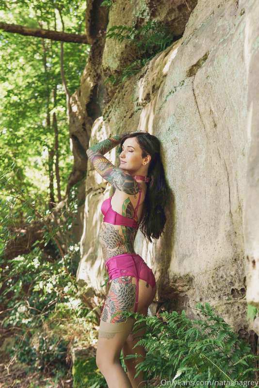 Which picture is your favorite from my latest shoot? If this.. 2