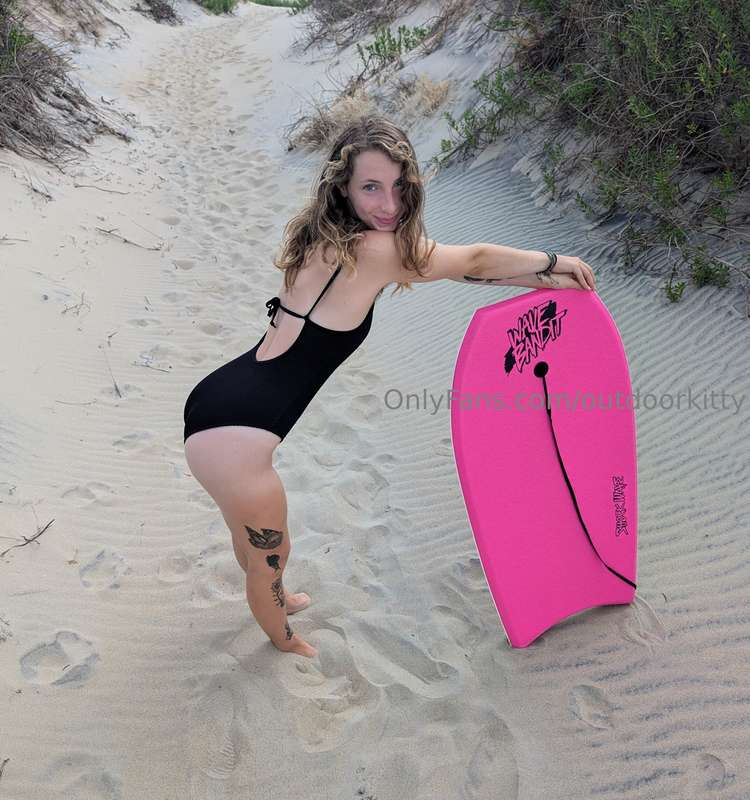 Wanna watch me shred some miniature waves on my boogie board.. 5