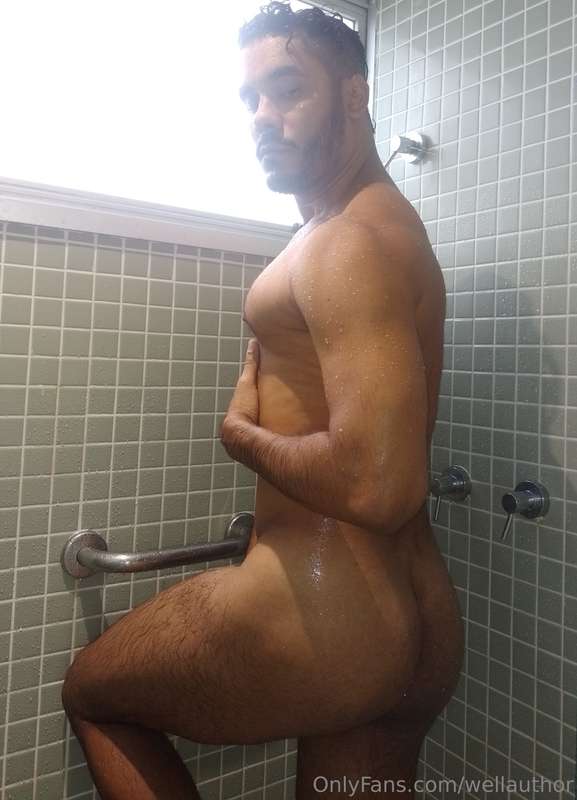 🚿📸
