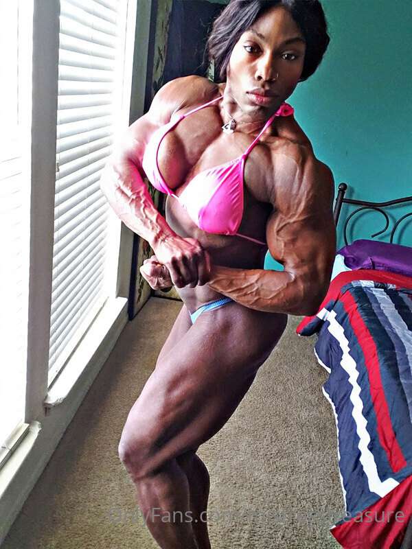 Nothing like some  MUSCLE MONDAY to START of the MONDAY 2