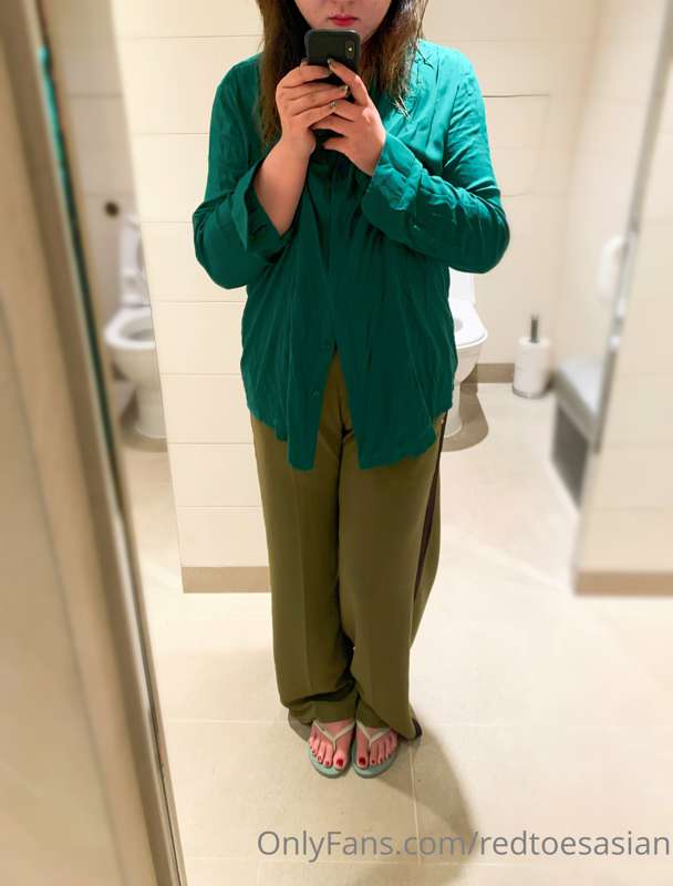 Bathroom selfies are the best selfies 😃