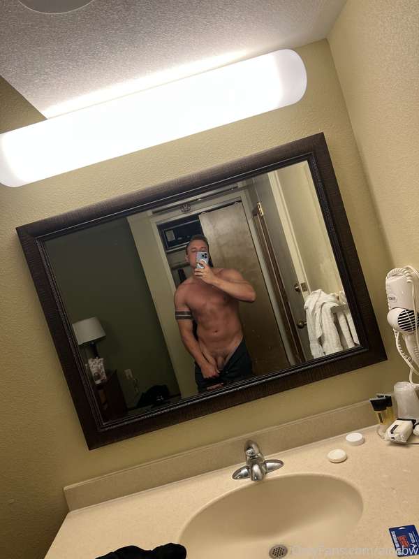 I need someone’s mouth asap! 2