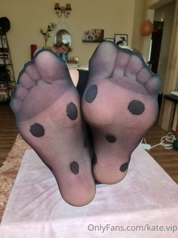 Polka  dots nylon thighs for my lovers. ♥️♥️♥️ 
Sweet but sa.. 28