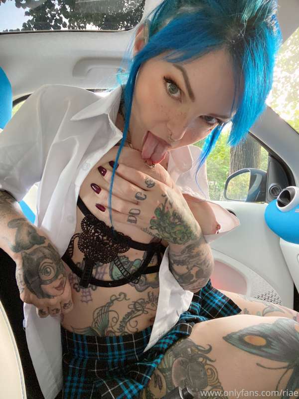 Bored in the parking available now, uncensored 20 hot photos.. 3