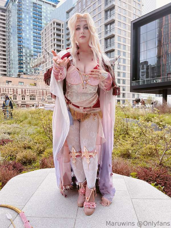 Rosa from yesterday!Today is my last day at Sakuracon  4