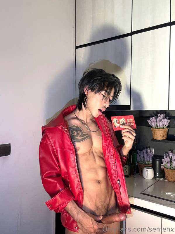 This is a Chinese New Year gift. May you be horny every day🧨.. 1
