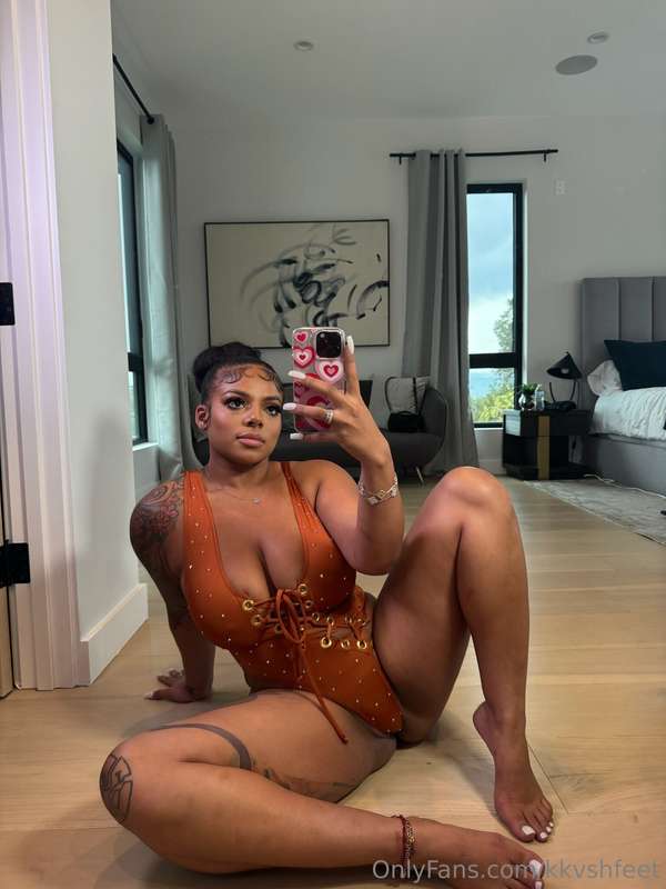 get on my level 🍑 10