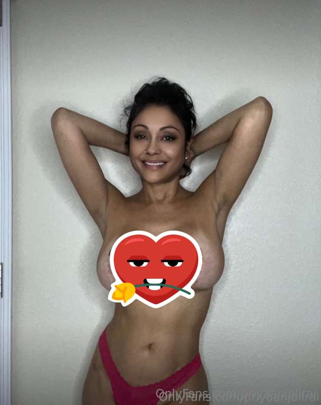 Happy Valentine's Day! I hope you're going to be spending it..