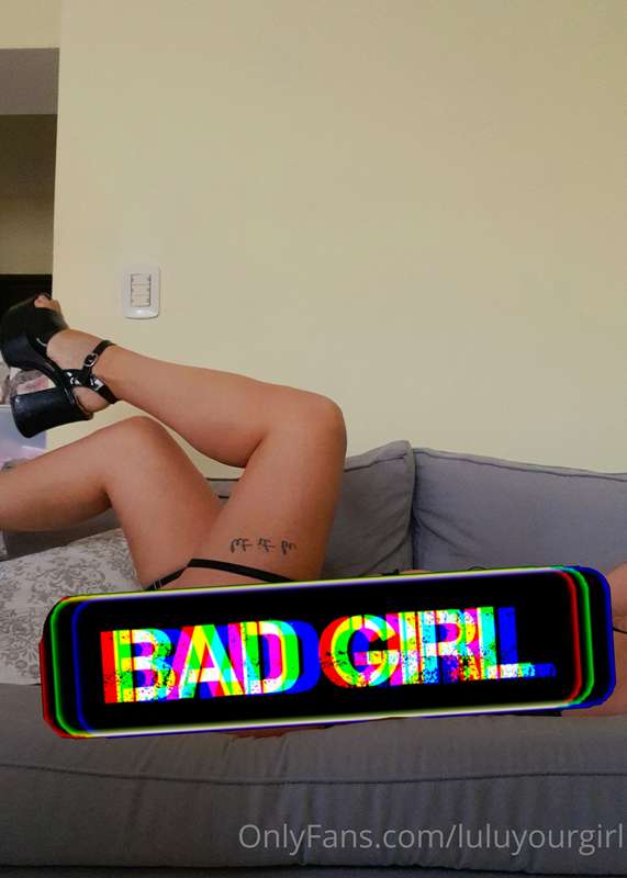 Do you like bad girls daddy?😈🔥 . . Www.onlyfans.com/luluyour..