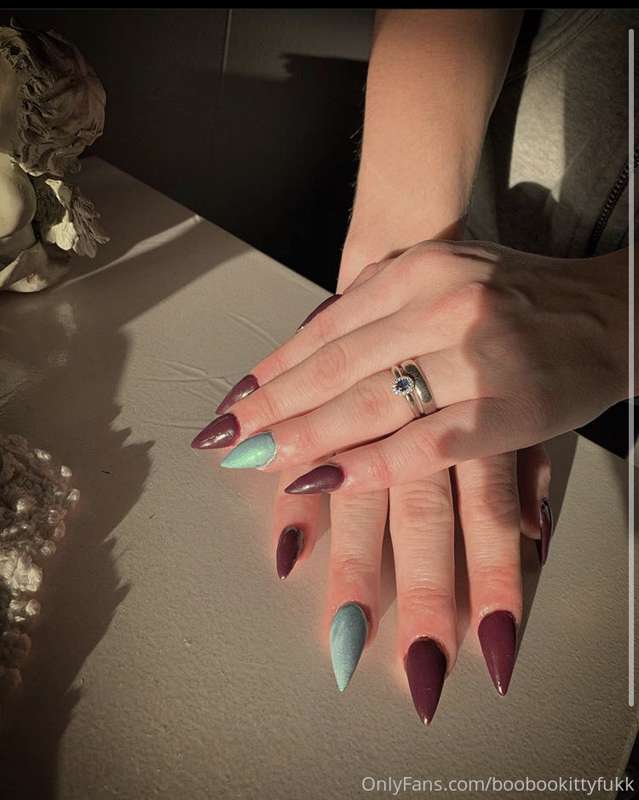 New nails 😍
