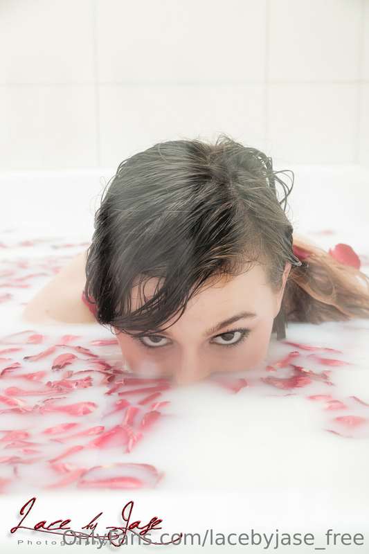 Full Set. 38 Images. 25