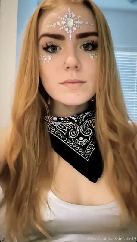Take me to the raves 🖤