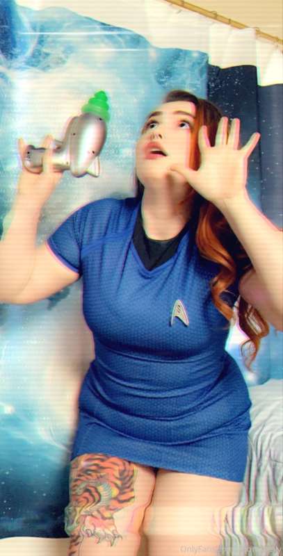 Don’t hurt me mr. alien! 
🔫👽🛸 3