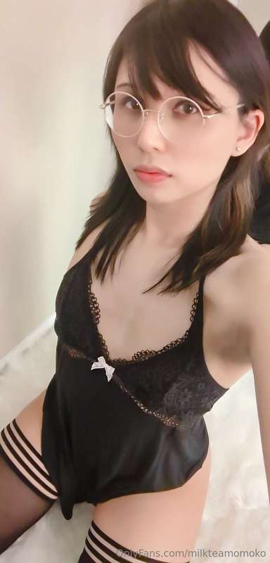 pretty boywife  April 2024 16