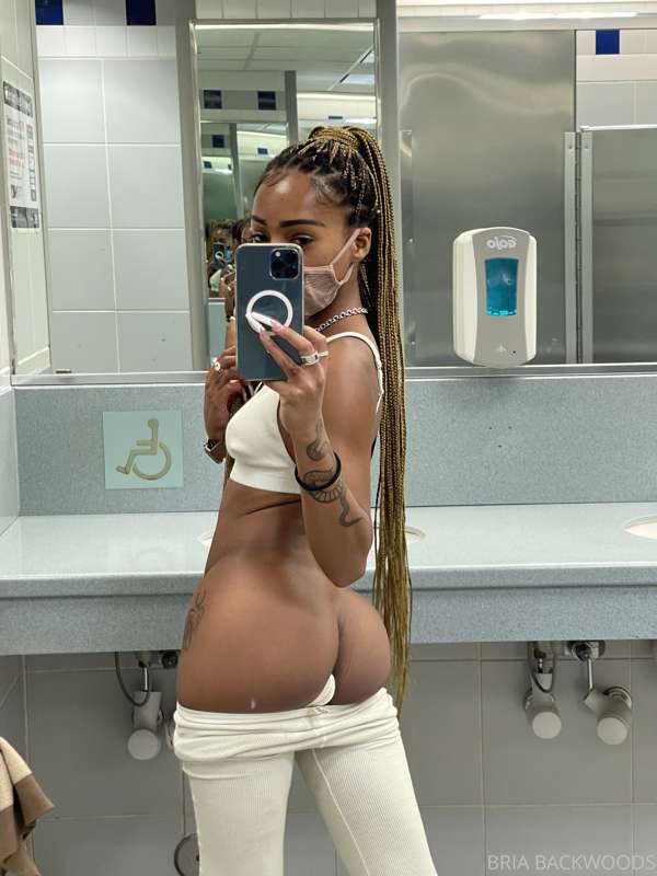 😉 3
