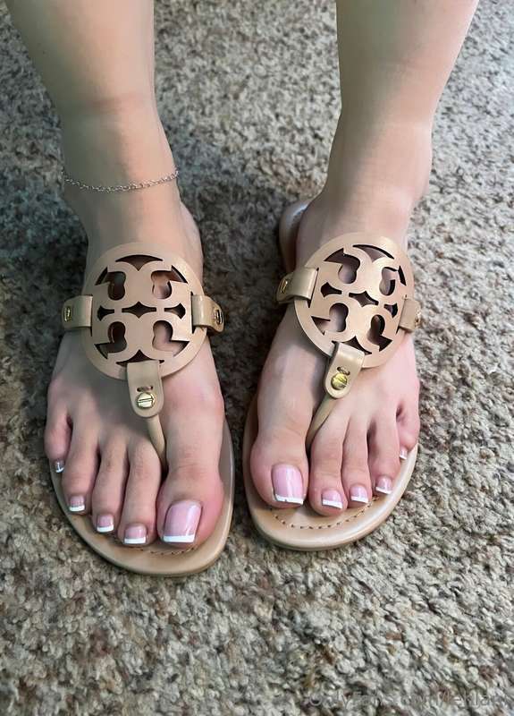 One of new Burch sandals 😍😍😍 3