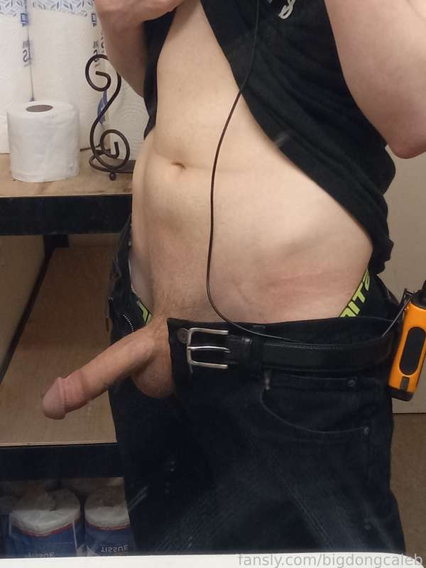 Bigdongcaleb - Fansly - 03 Apr, 2022 5