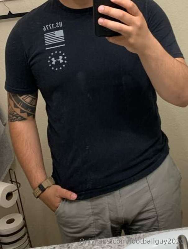 Soldiers all to happy to show off! 5