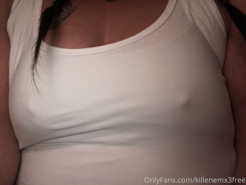 Wanna see them hard naked 😈 

Https://Onlyfans.com/Killenemx..