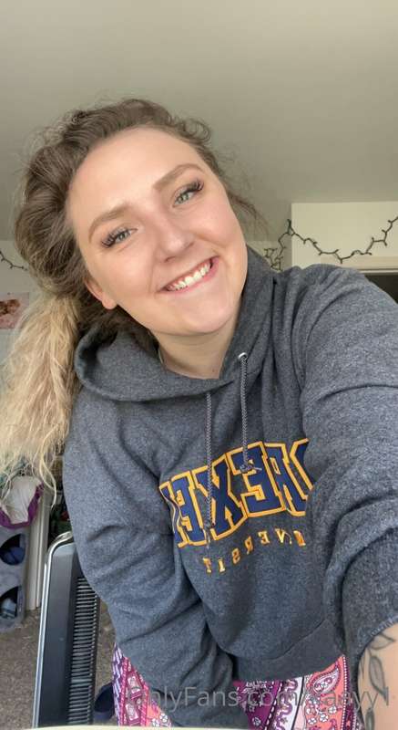 pure natural lighting and no filter.. I feel like I’m glowin..