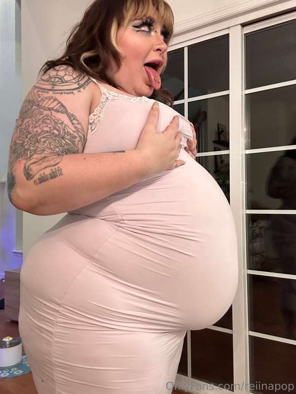 300 we fucking did it!! Free weigh in for everyone tonight 💗.. 8