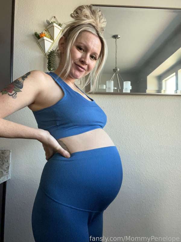 Mommypenelope - Fansly - 30 Jan, 2024