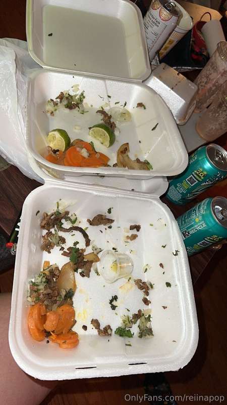 Tell me if you think my belly looks big 😳

I obliterated thi.. 4