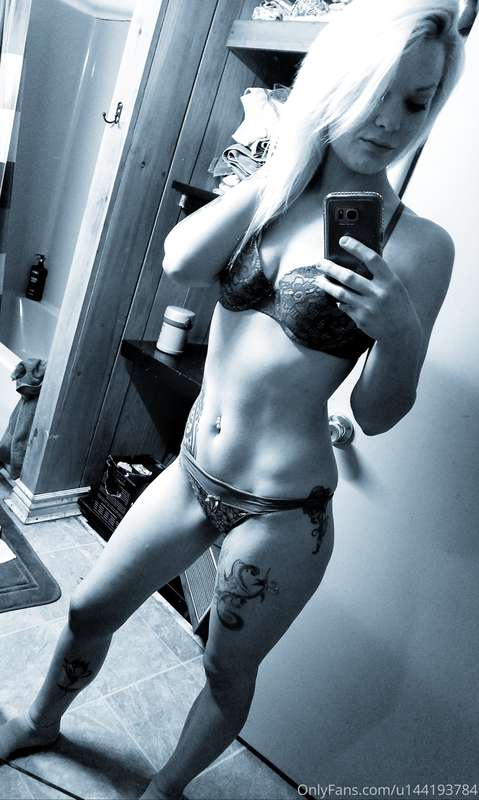 U144193784 - Onlyfans - 24 Dec, 2021