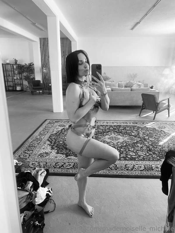 Hey Babe 🩶 Schönen Freitag dir 😉 Schau doch später mal in de..