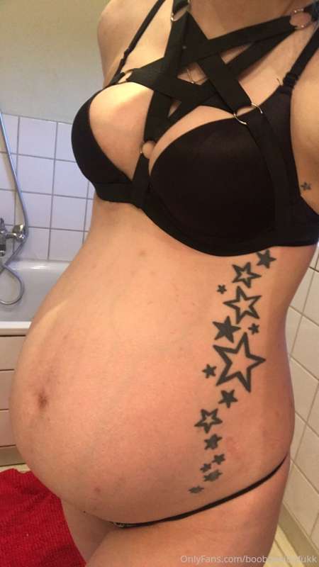 Here are some from when I was pregnant 😂 vagina whats that I.. 7