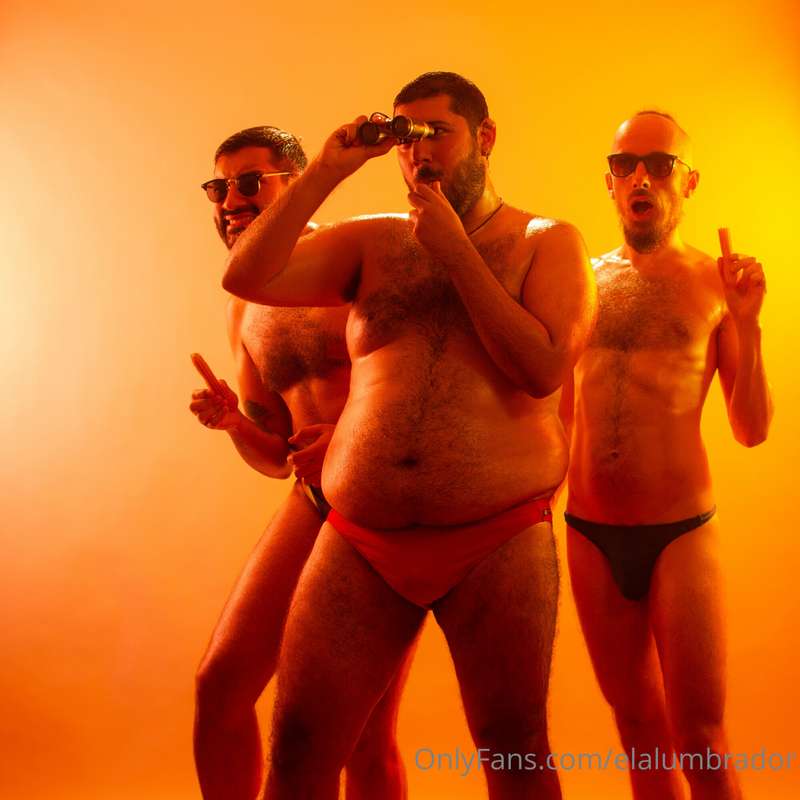 Studio Photoshoot. Summer vibes. At the beach with my friend.. 8