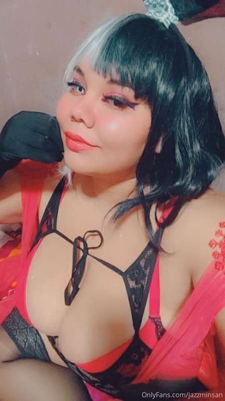De rojo me veo bien vamos a ser crueles en la cama un poco o.. 1