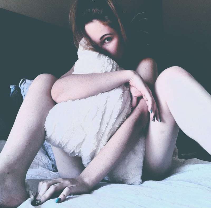 Touch me without using your hands 🖐