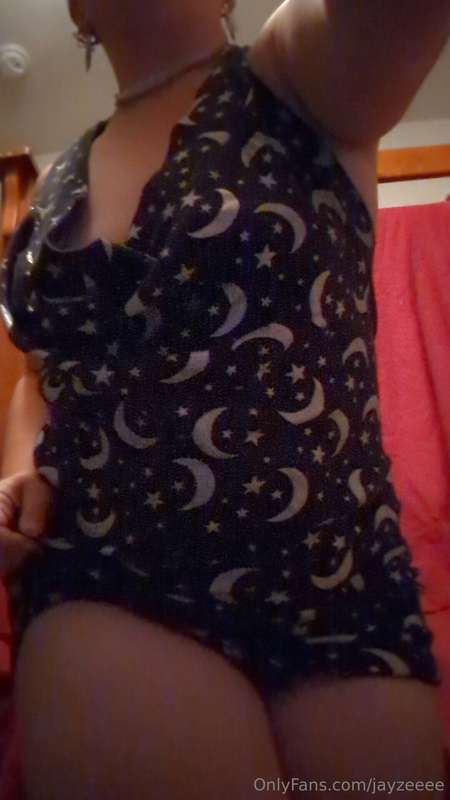 Having fun in this cute dress. Trying to get more angles fig..