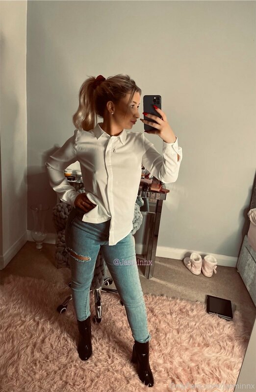 Me trying my hardest to be casual! .... don’t think I’ve wor..