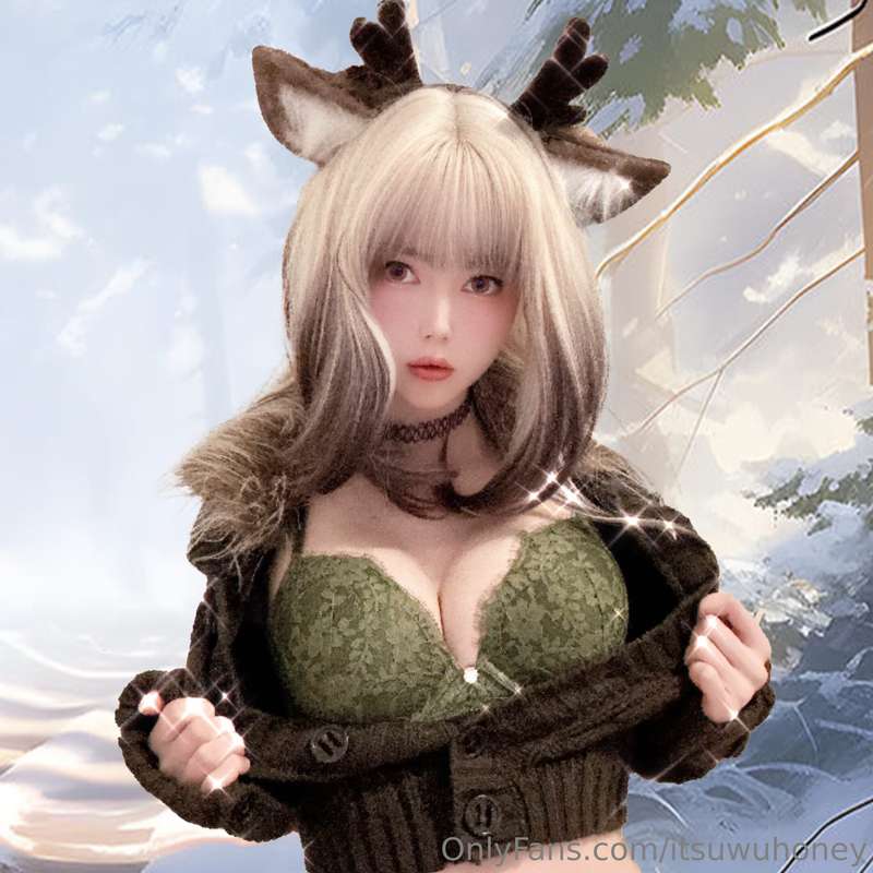 Incoming: fawn girl photo dump!!~ 💖Happy New Year!~ I just f.. 6