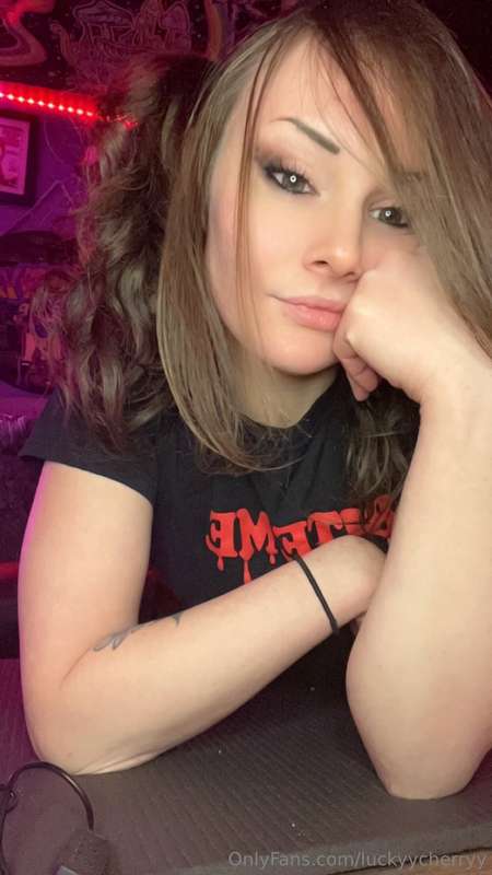 Bite me 🍒 4