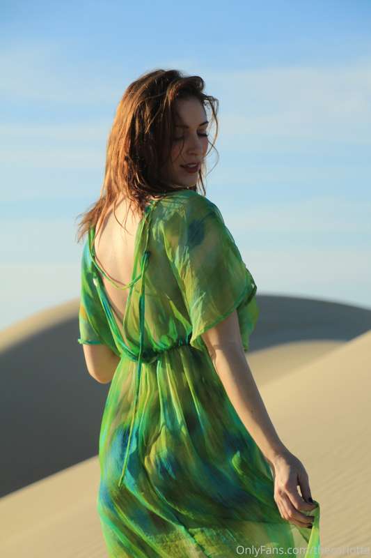 Sun-kissed and desert-blissed… feeling wild and free under t..