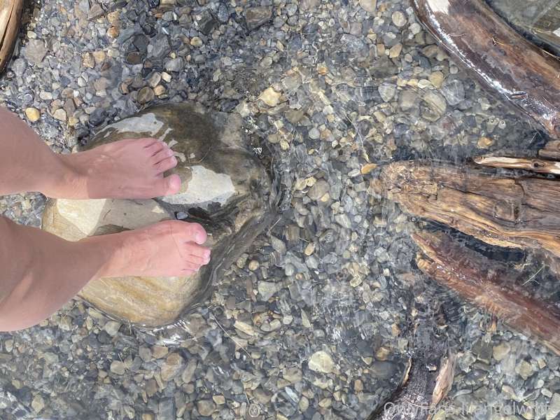 Didn’t leave out my FEET guys on this VACAY 🥰 4