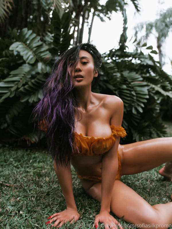 Oiled up and nowhere to go