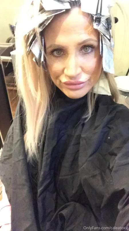 At the hairdresser's :)