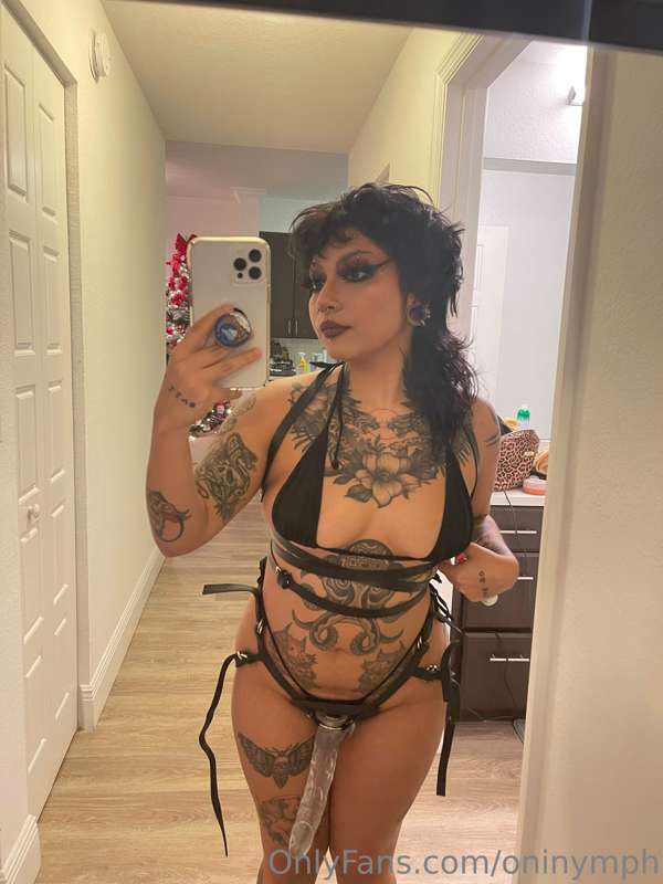 Would you let me fuck you 😋 3