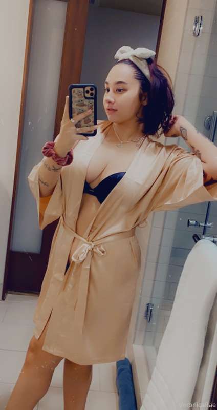 Shooting a lil shower set tomorrow morning 😍