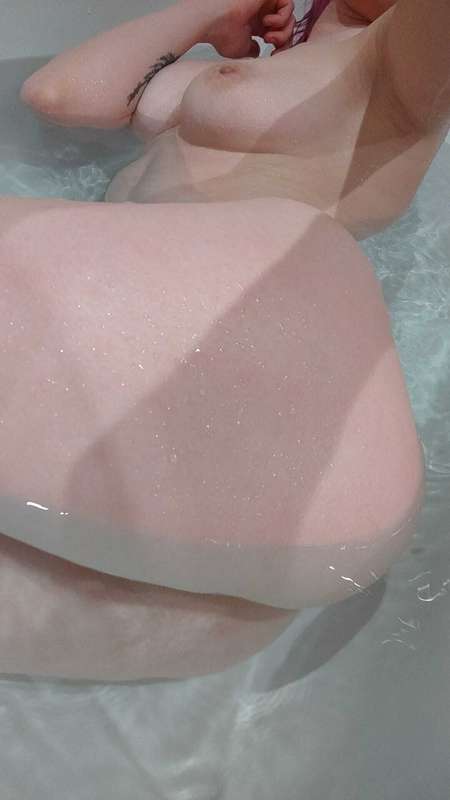 its been a while since i did a shower video or pics! so reco..