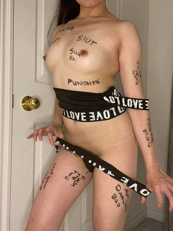 ♡ 38 photos ♡

There’s something about writing dirty words a.. 5