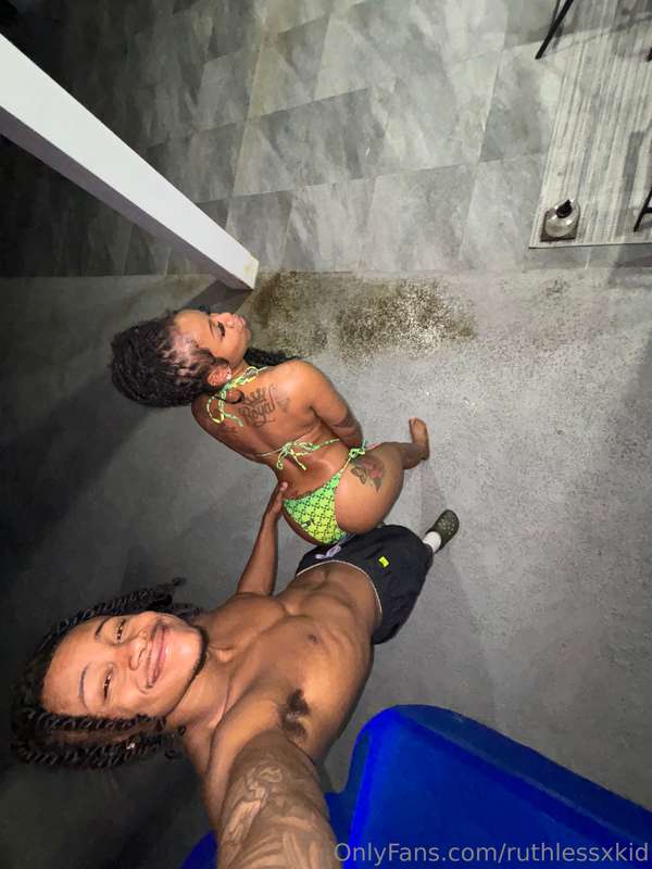 pretty lips came over & we had our own Mini pool party🥹🏝️❤️ .. 1